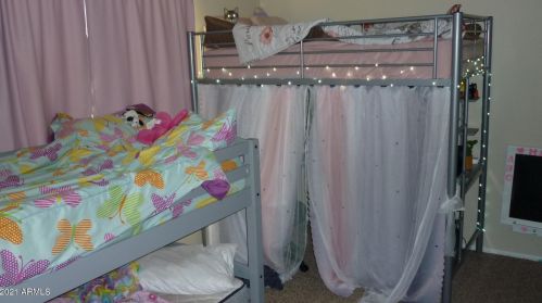 1970 Hartford St, Chandler AZ  85225-7081 exterior