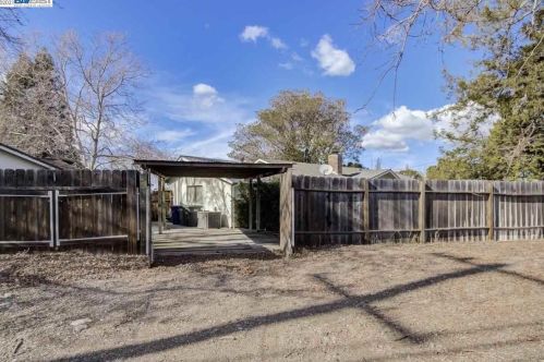 4299 Cherrywood Ct, Concord CA exterior