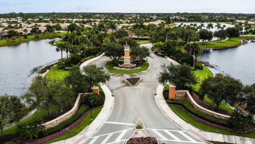 9979 Stonegate Dr, Fort Pierce FL 34987-2423 exterior