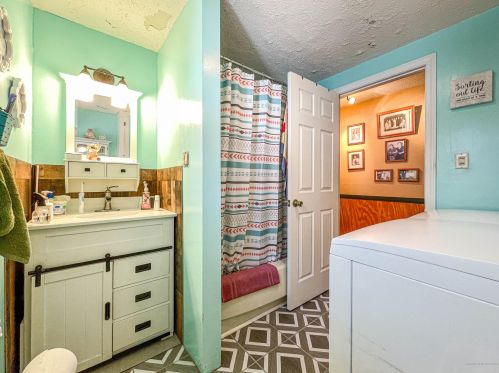 91 Stewart St, Wells ME  04090-5324 exterior