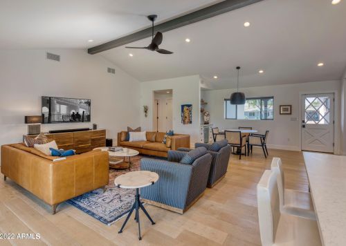 3413 45th St, Phoenix AZ  85018-6028 exterior