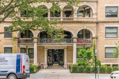 1080 Beacon St, Brookline MA  02446-3992 exterior