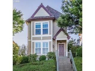 2463 Stimpson Ln, Portland, OR 97229-8564