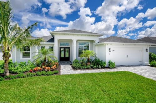 24 Johnnycake Dr, Naples, FL 34110-1345