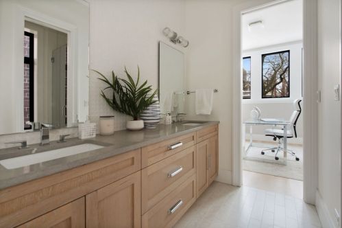 1928 Cleveland Ave, Chicago IL 60614-3749 exterior