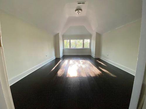 1923 Austin Blvd, Chicago IL 60804-1657 exterior