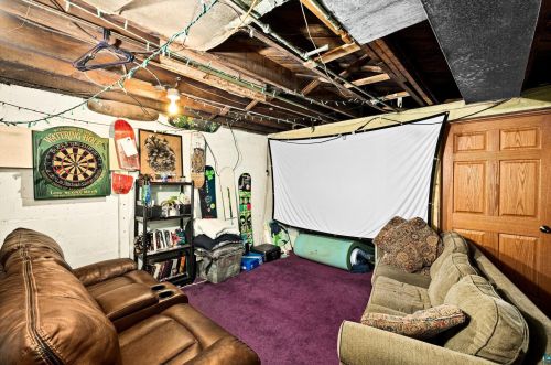 214 Arrowhead Rd, Duluth MN 55803-2406 exterior