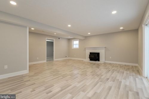 1411 Leister Dr, Silver Spring MD 20904-1548 exterior