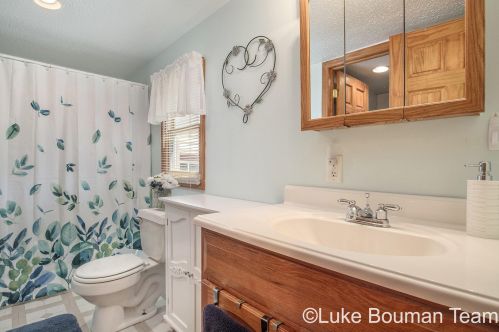 1771 51 St, Fennville MI 49408-9568 exterior