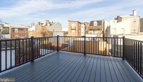 241 Allen St, Philadelphia PA  19125-4103 exterior