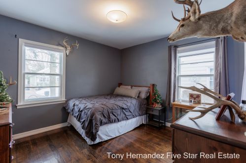 977 Southern Ave, Meskegon MI  49441-2236 exterior