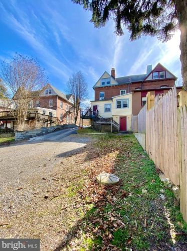 514 Orange St, Media PA 19063-2834 exterior