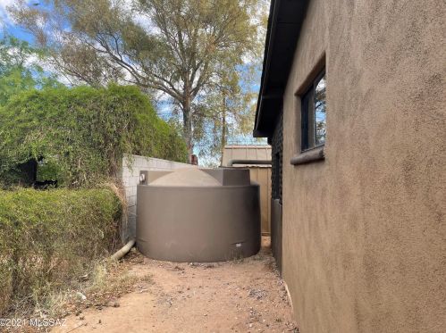 434 Montana St, Tucson AZ  85706-1244 exterior