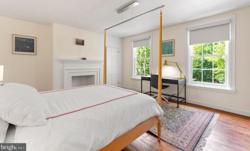 413 10th St, Philadelphia PA 19148-5006 exterior