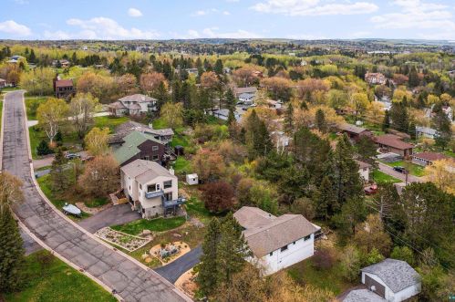 1434 Clf Ave, Duluth MN 55811-2723 exterior