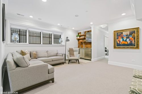 3625 Marshfield Ave, Chicago IL 60609-1325 exterior