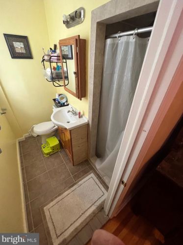 921 Friendship St, Philadelphia PA 19149-1621 exterior