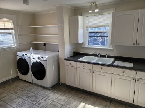 254 Tremont St, Newton MA 02458-2114 exterior