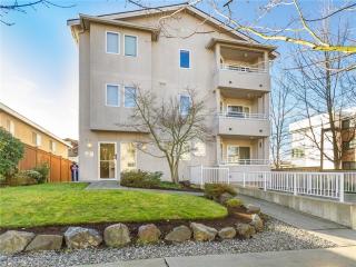 1707 59th St, Seattle WA  98107-3050 exterior