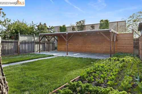 1334 Kains, Berkeley CA 94702-1016 exterior