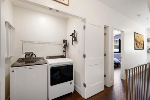 521 Jefferson St, Pittsburgh PA  15212-4418 exterior