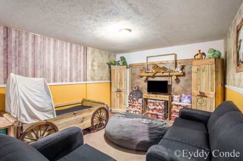 1121 Madison Ave, Grand Rapids MI 49507-1297 exterior