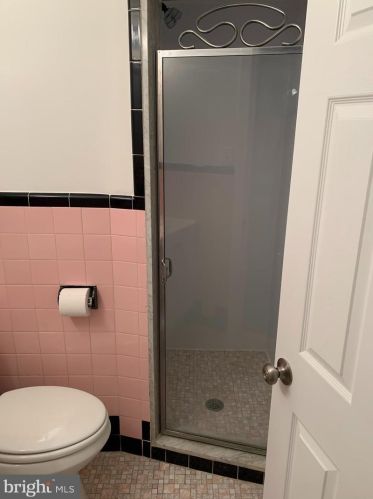 6429 Dorcas St, Philadelphia PA 19111-5405 exterior