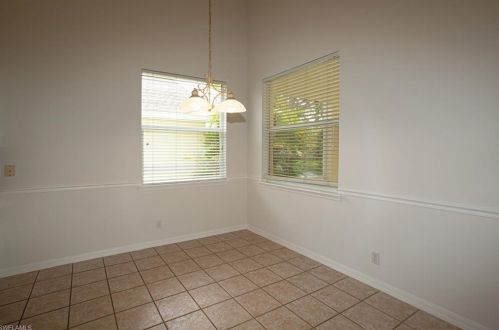 8435 Holw Brk Cir, Naples FL 34119-9724 exterior