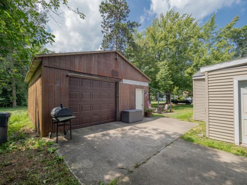 2263 Leigh Ave, Kalamazoo MI 49048-1140 exterior