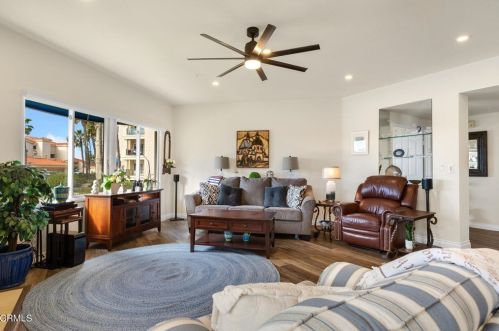 1743 Emerald Isle Way, Oxnard CA  93035-2972 exterior