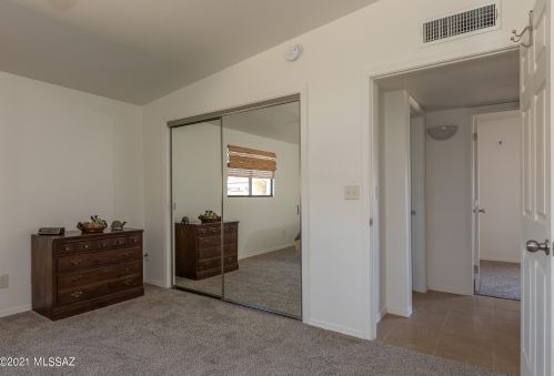 1617 Mckinley Ave, Tucson AZ 85712-5607 exterior