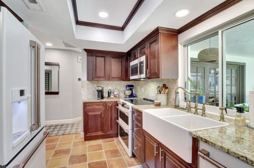 7541 Cordoba Cir, Naples FL 34109-7119 exterior