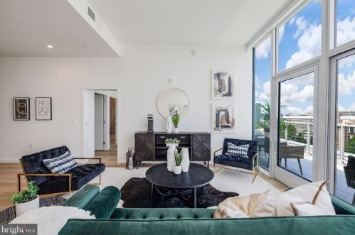 64 H St, Washington, DC 20024