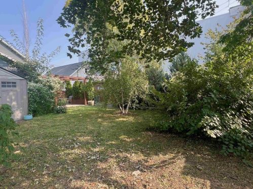 2053 Helena St, Madison WI 53704-5519 exterior