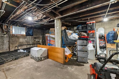 464 Artesian Ave, Chicago IL 60629-1210 exterior