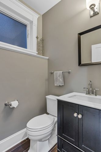 3800 Paulina St, Chicago IL 60609-2057 exterior