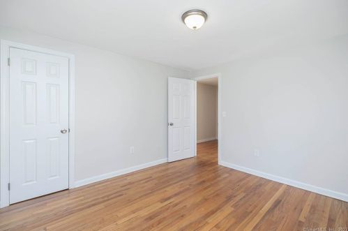 42 Lepage Rd, Windsor CT  06095-4443 exterior