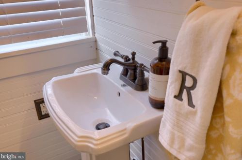 531 King St, Lancaster PA 17602-3011 exterior