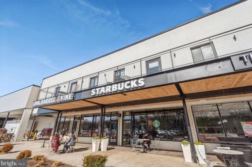 7801 Coddle Harbor Ln, Rockville MD 20854-3253 exterior