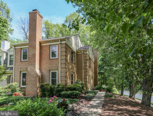 11500 Pine Cone Ct, Herndon, VA 20191-2249