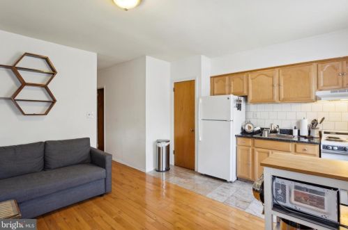 317 16 St, Philadelphia PA 19132-4418 exterior