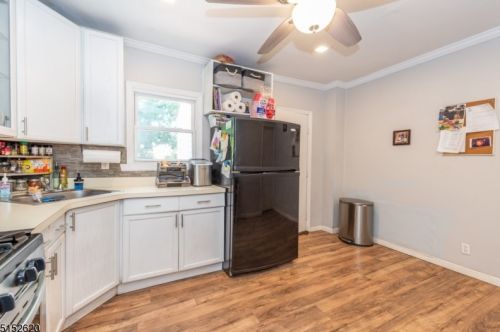 69 7th St, Paterson NJ  07506-3801 exterior