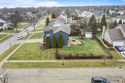 1099 Bennington Dr, Bull Valley IL 60014-8843 exterior