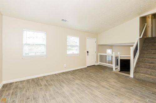 5437 Mallard Trl, Lithonia GA  30058-5486 exterior