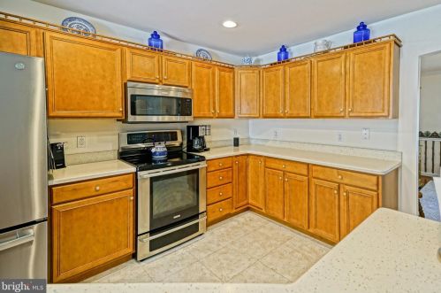 2 Greystone Dr, Lewes DE 19958-9450 exterior