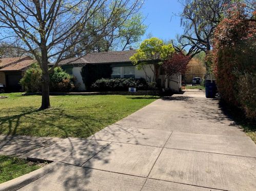 3814 Eaton Dr, Dallas TX  75220-5054 exterior