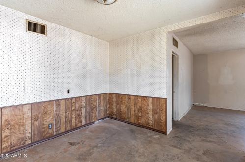 2930 17 Ave, Phoenix AZ exterior