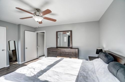 627 Dayton St, Madison WI  53703-2335 exterior