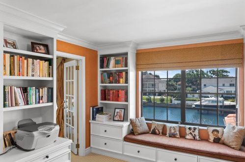 4912 Andros Dr, Tampa FL 33629-4802 exterior