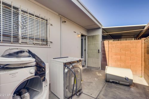 6822 35th Ave, Phoenix AZ  85041-6101 exterior